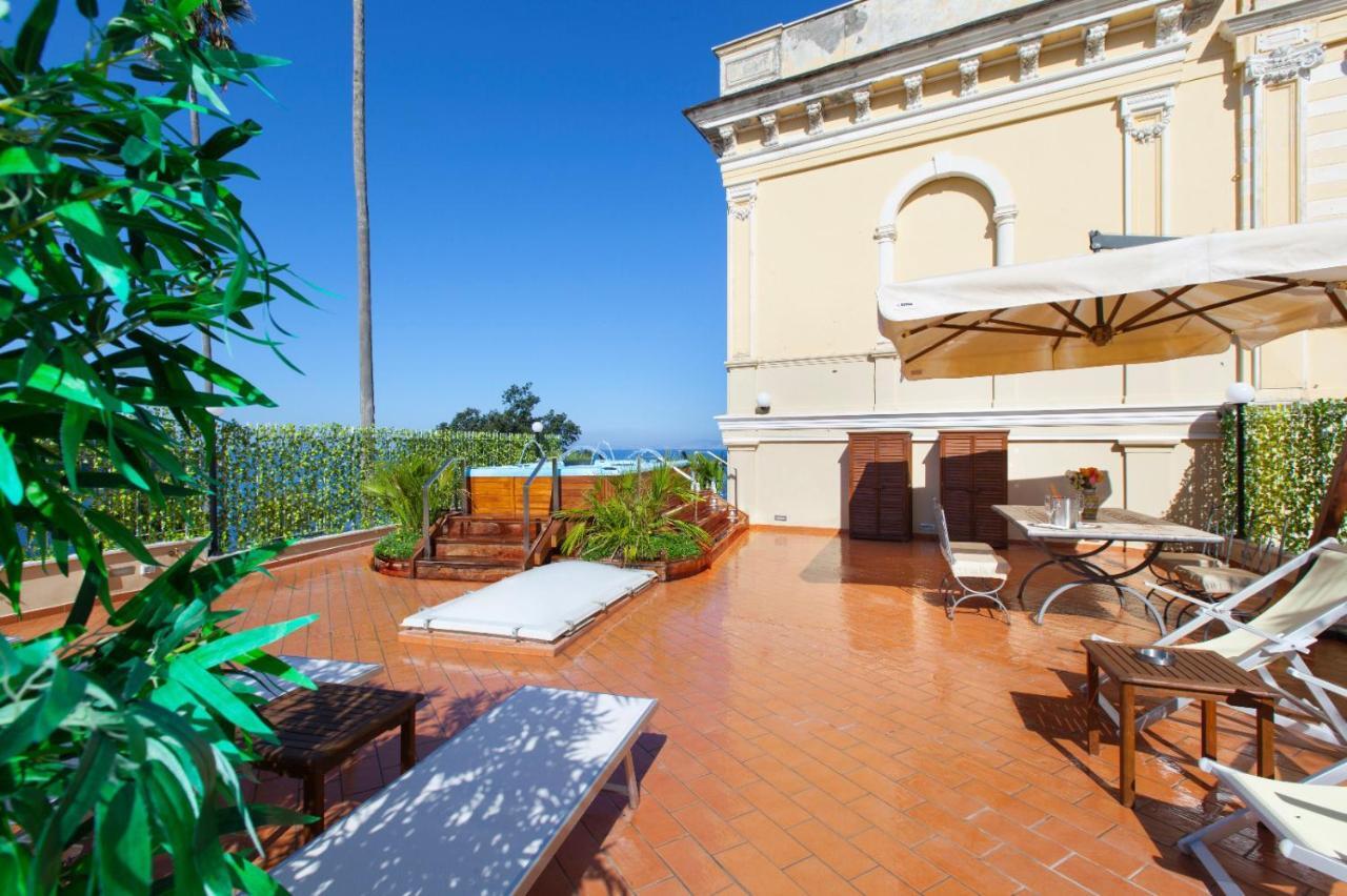 La Terrazza 38 Couette-café 2*